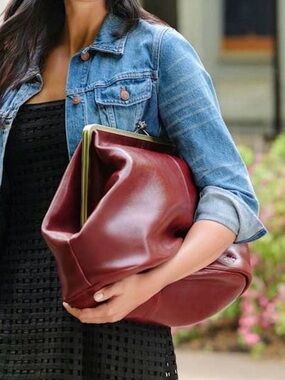 Patricia Nash Serafina Frame Kisslock bag, in oxblood.